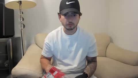 Snapshot of zaylanez chatting on January 7, 2025, 2:10 am Zay lanez online show from January 7, 2025, 2:10 am