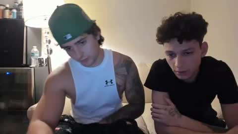 Snapshot of zaylanez chatting on February 6, 2025, 4:10 am Zay lanez online show from February 6, 2025, 4:10 am