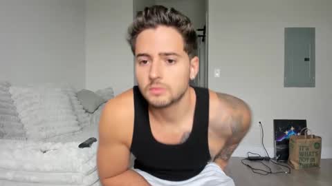 Snapshot of zaylanez chatting on November 5, 2025, 6:41 pm Zay lanez online show from November 5, 2025, 6:41 pm