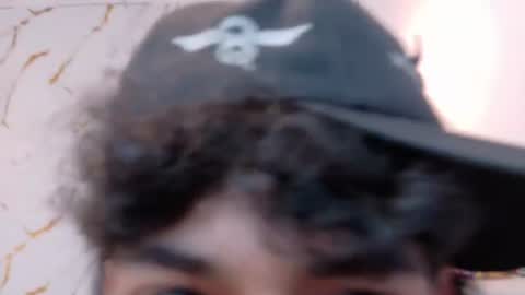 Snapshot of zayn_fox32 chatting on June 30, 2026, 7:04 pm Zayn online show from June 30, 2026, 7:04 pm
