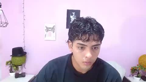 zayne lyon online show from July 23, 2026, 11:52 am