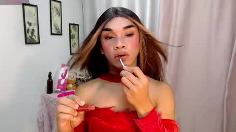 zaynelustts online show from December 2, 2025, 9:58 am