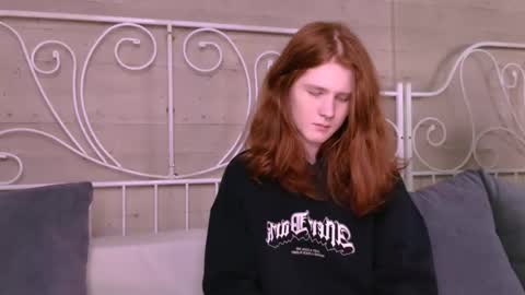 Snapshot of zaynginger chatting on October 7, 2025, 5:15 am ZAYN online show from October 7, 2025, 5:15 am