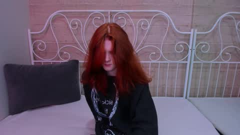 Snapshot of zaynginger chatting on November 11, 2025, 10:48 am ZAYN online show from November 11, 2025, 10:48 am