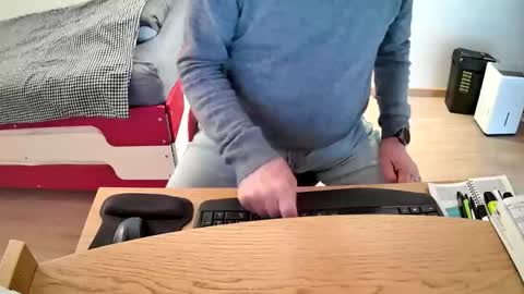 zebulon2023 online show from December 3, 2025, 9:51 am