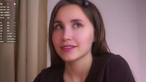 Emilia online show from December 3, 2025, 11:25 pm