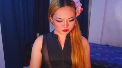 zemi_max online show from July 7, 2026, 9:52 pm