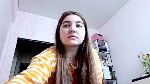 zeniabrossoit online show from March 15, 2026, 7:25 am