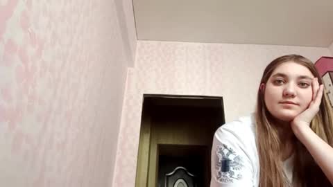 zeniabrossoit online show from March 21, 2026, 8:41 am