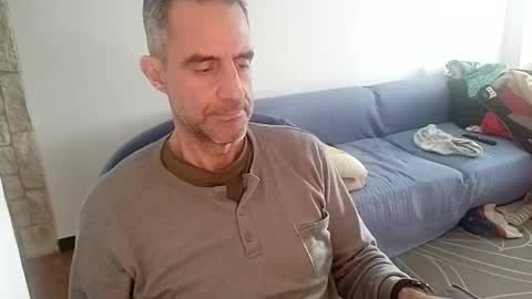 Snapshot of zenikk chatting on April 5, 2026, 3:31 pm zenikk online show from April 5, 2026, 3:31 pm
