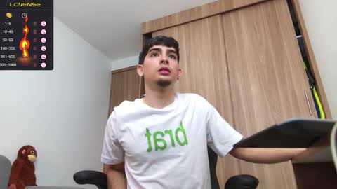 Zenn online show from December 18, 2024, 12:07 pm