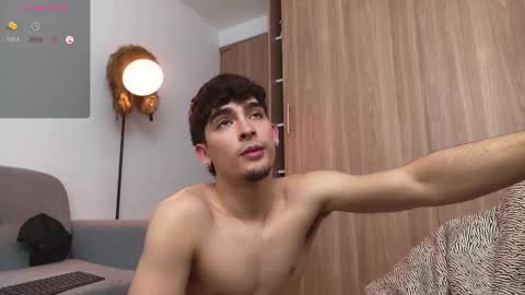 Zenn online show from January 29, 2025, 3:37 pm