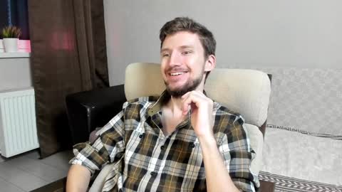 Snapshot of zepanl chatting on December 6, 2024, 7:43 am Andrew online show from December 6, 2024, 7:43 am