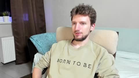 Snapshot of zepanl chatting on December 12, 2024, 10:09 pm Andrew online show from December 12, 2024, 10:09 pm