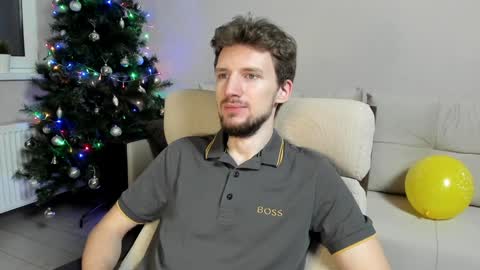 Snapshot of zepanl chatting on December 21, 2024, 11:45 pm Andrew online show from December 21, 2024, 11:45 pm