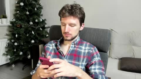 Snapshot of zepanl chatting on January 5, 2025, 6:02 am Andrew online show from January 5, 2025, 6:02 am