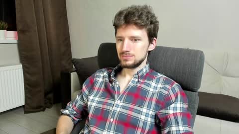 Snapshot of zepanl chatting on January 12, 2025, 4:21 am Andrew online show from January 12, 2025, 4:21 am