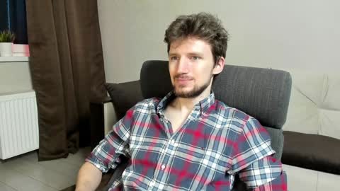 Snapshot of zepanl chatting on January 12, 2025, 7:21 am Andrew online show from January 12, 2025, 7:21 am