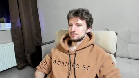 Snapshot of zepanl chatting on January 27, 2025, 11:54 pm Andrew online show from January 27, 2025, 11:54 pm