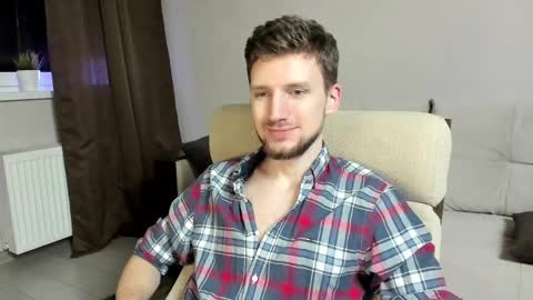 Snapshot of zepanl chatting on March 1, 2025, 10:53 pm Andrew online show from March 1, 2025, 10:53 pm