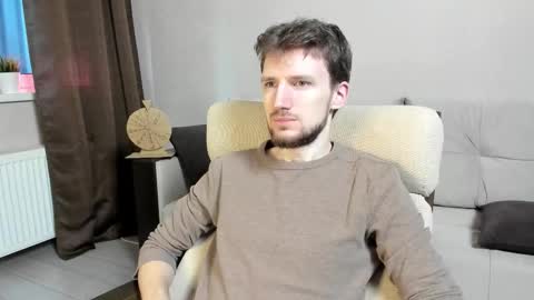 Snapshot of zepanl chatting on November 15, 2025, 7:49 am Andrew online show from November 15, 2025, 7:49 am