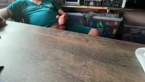 zeron900 online show from April 6, 2026, 5:19 am