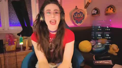 Snapshot of zesty_peach chatting on May 6, 2026, 12:30 am zesty_peach online show from May 6, 2026, 12:30 am