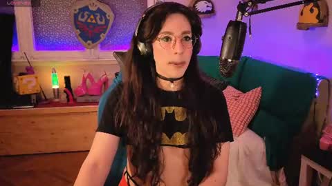 Snapshot of zesty_peach chatting on June 9, 2026, 11:27 pm zesty_peach online show from June 9, 2026, 11:27 pm