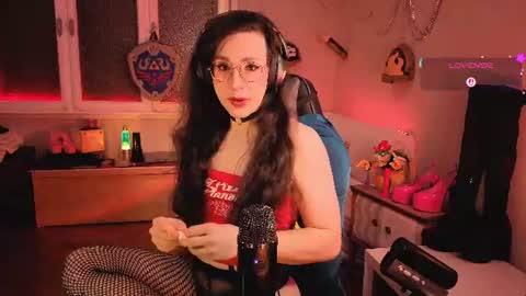 Snapshot of zesty_peach chatting on June 19, 2026, 10:13 pm zesty_peach online show from June 19, 2026, 10:13 pm