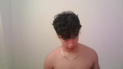 Snapshot of zeus_183 chatting on November 14, 2025, 2:27 pm zeus_183 online show from November 14, 2025, 2:27 pm