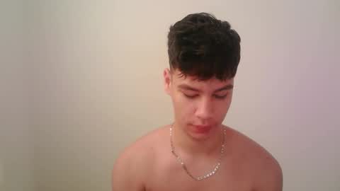 Snapshot of zeus_183 chatting on November 24, 2025, 12:49 pm zeus_183 online show from November 24, 2025, 12:49 pm