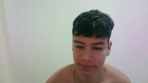 Snapshot of zeus_183 chatting on December 5, 2025, 9:18 am zeus_183 online show from December 5, 2025, 9:18 am