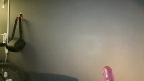 Snapshot of zeusdelicious chatting on July 14, 2026, 2:05 am zeusdelicious online show from July 14, 2026, 2:05 am