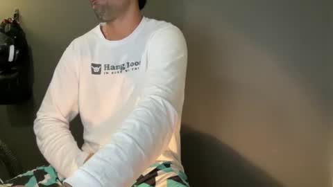 Snapshot of zeusdelicious chatting on July 18, 2026, 10:46 pm zeusdelicious online show from July 18, 2026, 10:46 pm