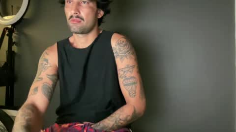 Snapshot of zeusdelicious chatting on August 2, 2026, 3:16 am zeusdelicious online show from August 2, 2026, 3:16 am