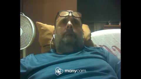 Snapshot of zeusdioss chatting on May 11, 2026, 12:05 am zeusdioss online show from May 11, 2026, 12:05 am