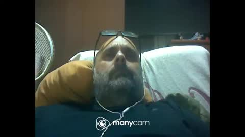 Snapshot of zeusdioss chatting on May 16, 2026, 4:09 am zeusdioss online show from May 16, 2026, 4:09 am