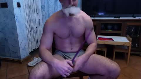 Zeus Octavian online show from April 8, 2026, 2:11 am