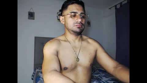 Snapshot of zeussexyhot chatting on May 20, 2026, 5:46 am zeussexyhot online show from May 20, 2026, 5:46 am