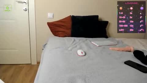 ZEYN online show from November 28, 2025, 12:19 pm