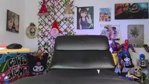 Snapshot of zhirleyada chatting on November 24, 2025, 5:23 pm zhirleyada online show from November 24, 2025, 5:23 pm