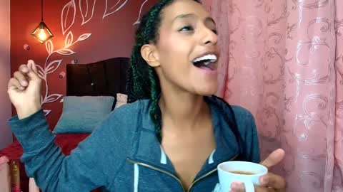 Zia Green online show from January 13, 2025, 3:26 pm