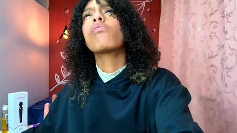 Zia Green online show from January 21, 2025, 12:07 pm