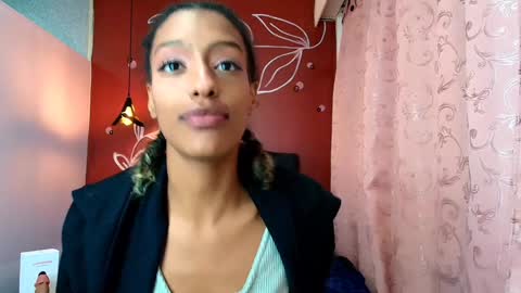 Zia Green online show from January 30, 2025, 3:19 pm