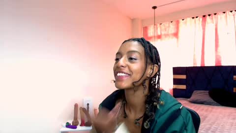 Zia Green online show from February 7, 2025, 3:30 pm