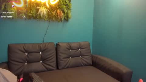 Snapshot of ziacooper_ chatting on December 18, 2025, 12:22 pm Zia Cooper online show from December 18, 2025, 12:22 pm