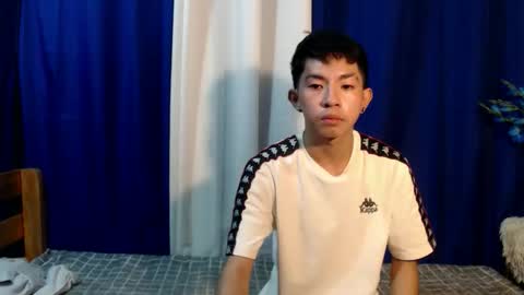 zian_smith online show from September 16, 2025, 6:47 am