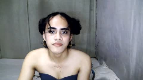 zianzamora4 online show from July 25, 2026, 4:26 pm