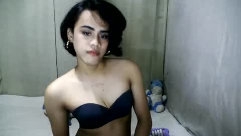 zianzamora4 online show from July 27, 2026, 4:36 pm