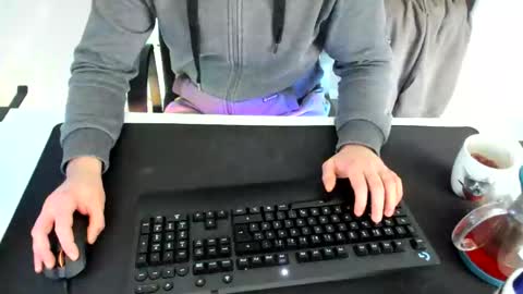 ziemlichflutschig online show from January 24, 2025, 10:43 am